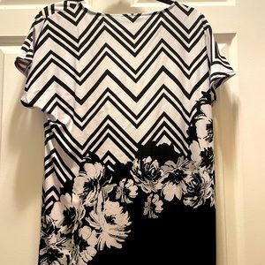 Lane Bryant wrinkle free light weight top for casual or elegant look size 2 new